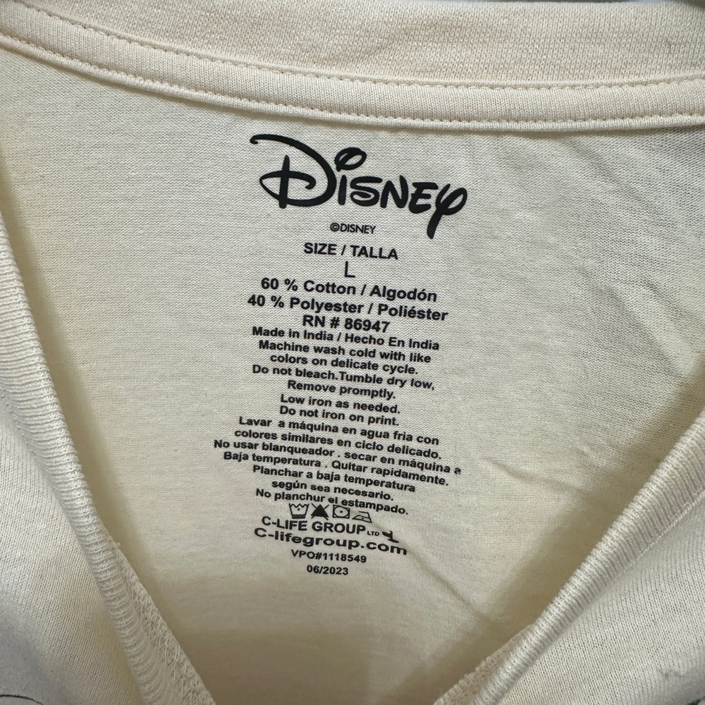 Disney Christmas shirt - Picture 3 of 5